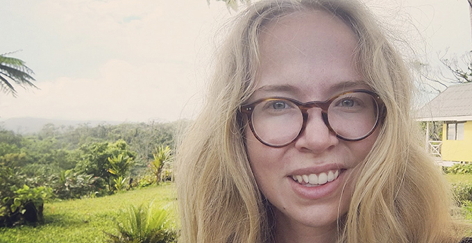 Porträtt av Emma Jidinger på Vanatu.