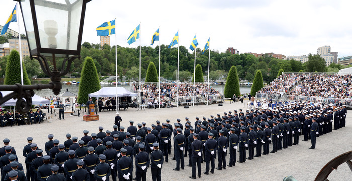 Kadetter utanför Karlbergs slott. 