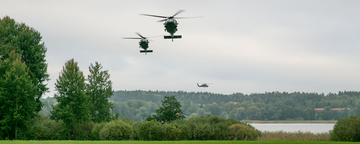 Helikoptrar under Auroraövningen 2017