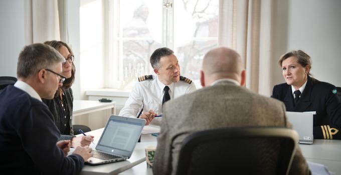 Chefskurs, civila och militära deltagare.